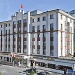 Hotel Schweizerhof St. Moritz