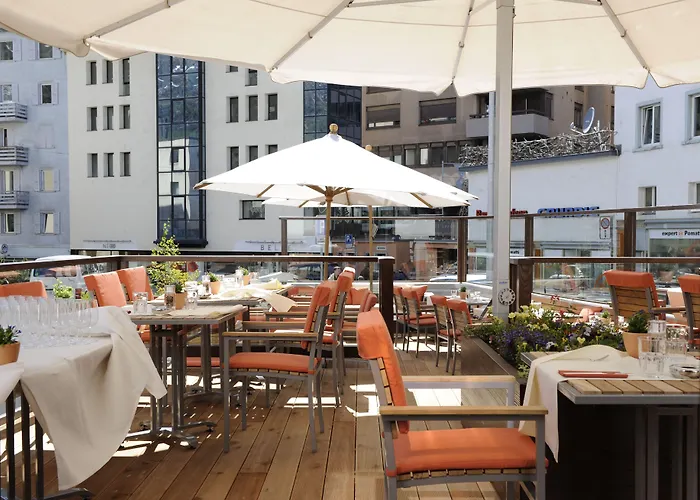 Schweizerhof Hotel São Moritz