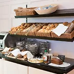 酒店 Schweizerhof 4*
