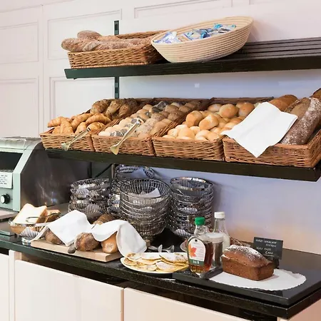 Отель Schweizerhof 4*