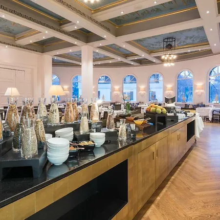 Schweizerhof Otel Saint-Moritz