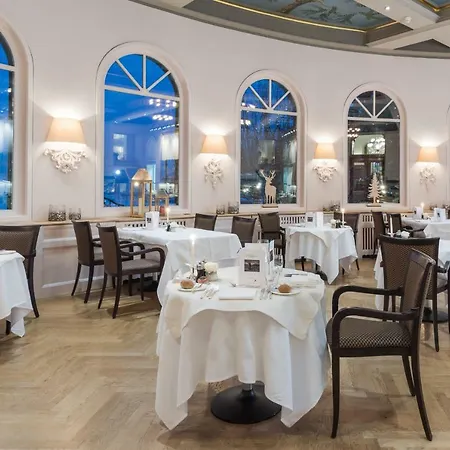 Schweizerhof Отель 4*