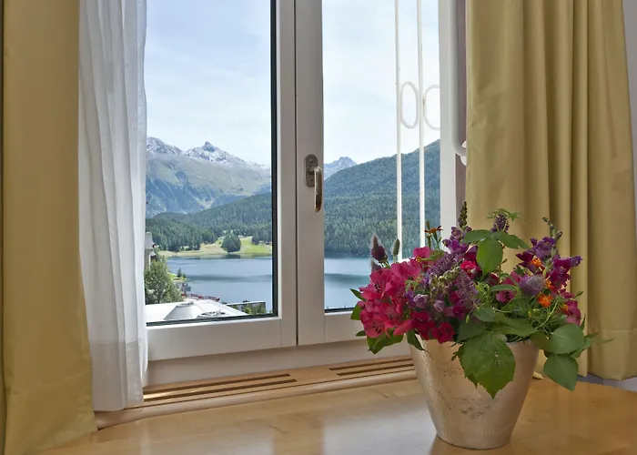 Schweizerhof Отель 4*